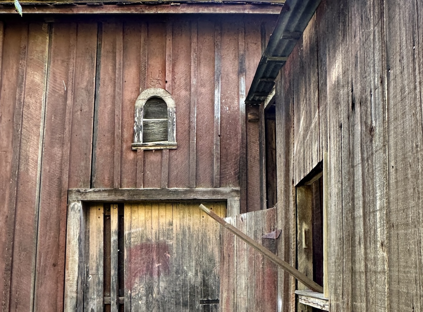 SHHS old weathered wood for the barn tour may 18