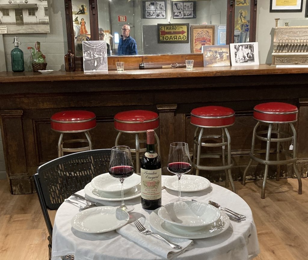 SHHS: Dinner at the Museum