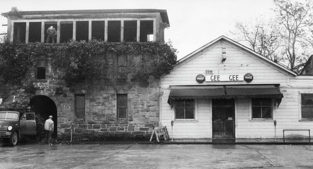 Historic photograph from "Brewing Beer in St. Helena" (St. Helena Historical Society collection)